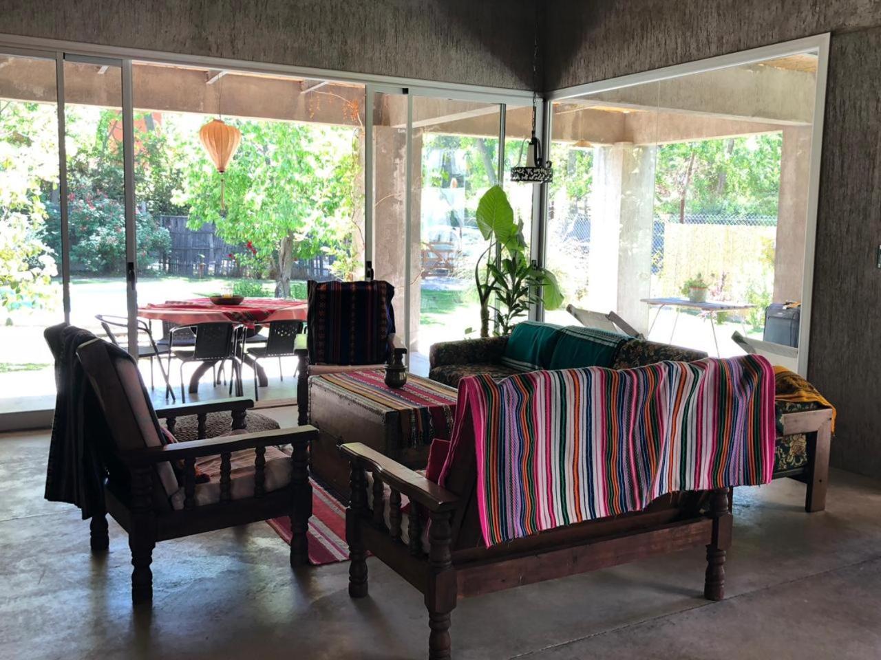 Casa Los Cerezos En Chacras De Coria Eksteriør bilde